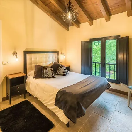 El Pozon De Abuelos * Tezanos