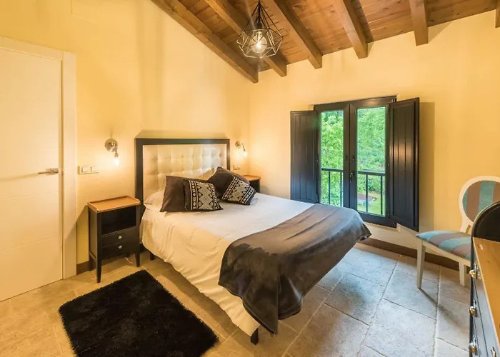 El Pozon De Abuelos * Tezanos